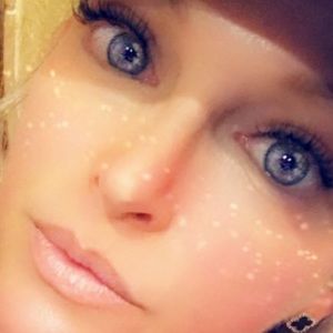 Meet your Posher, Shelley